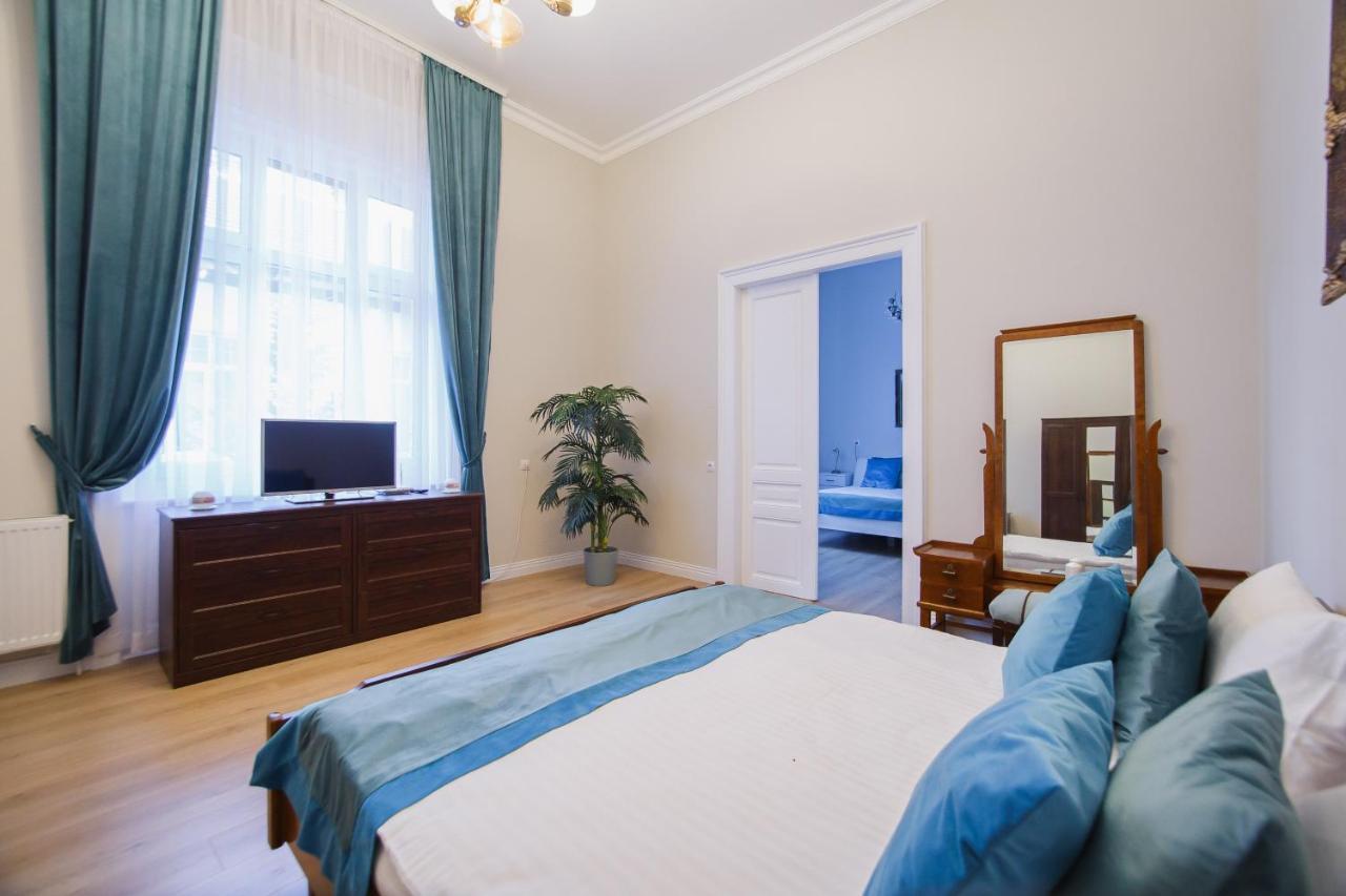Retro City Center Home Oradea Exterior foto